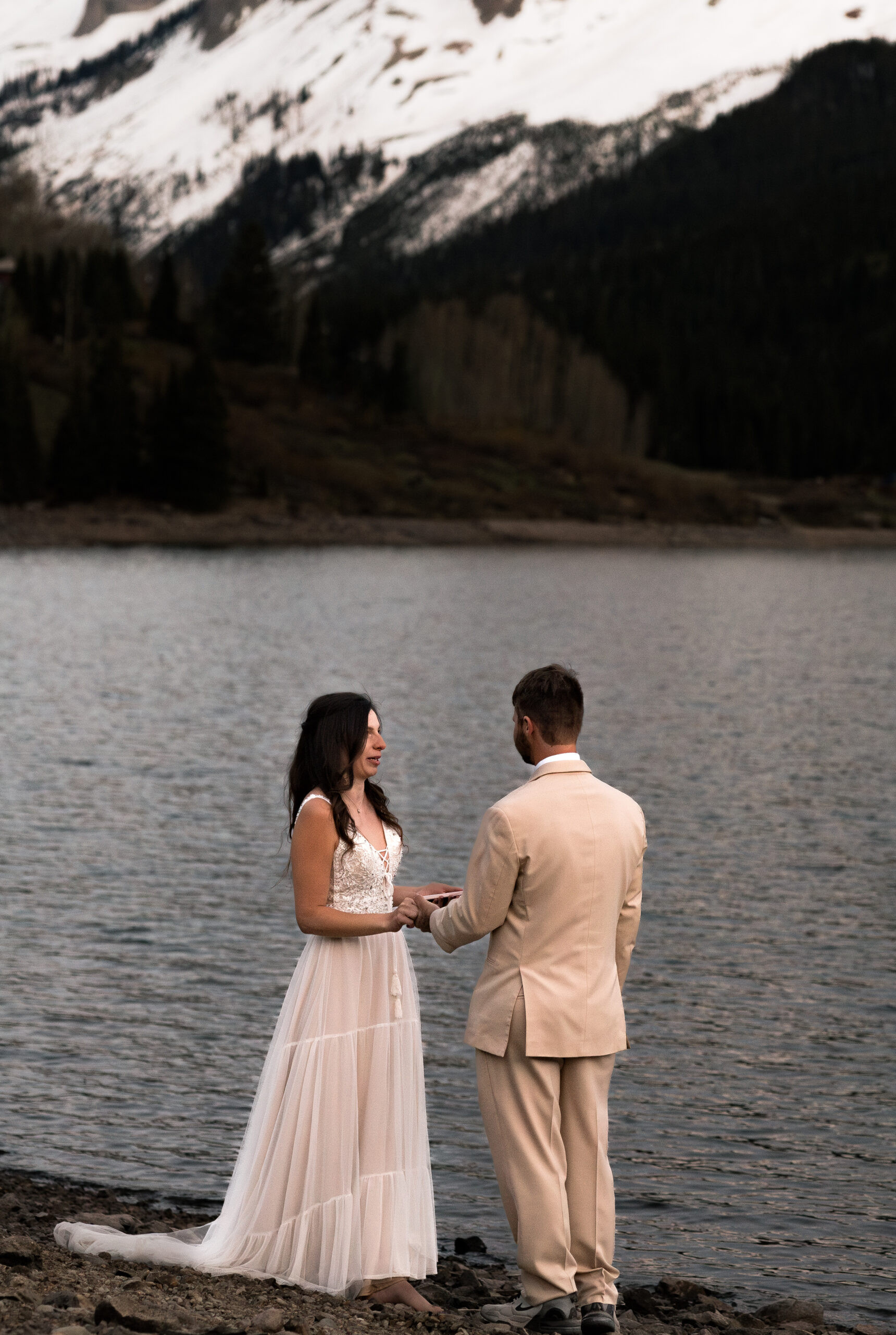 Elopement photos in Telluride CO