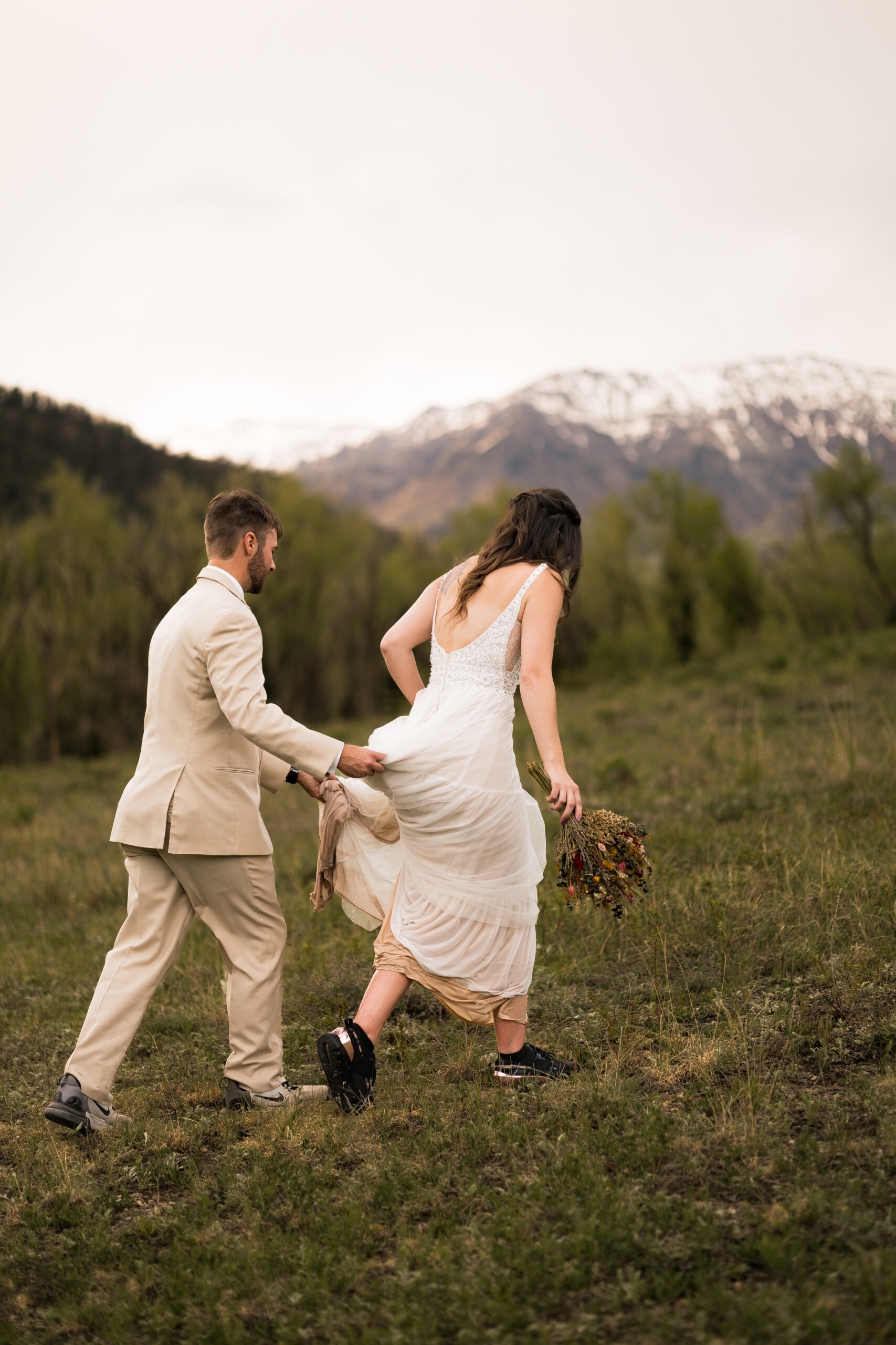 colorado hiking elopements