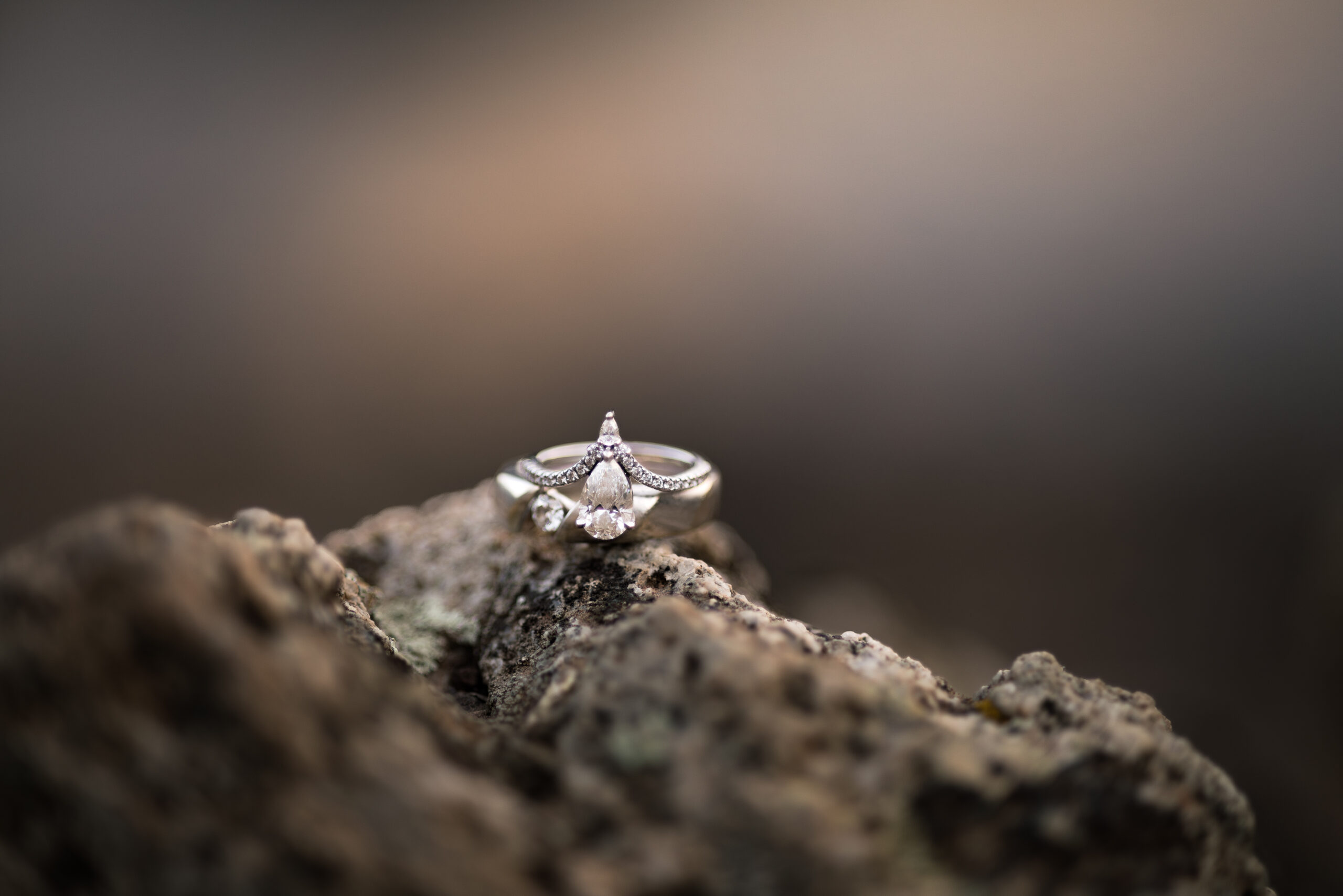 Colorado elopement ring photo